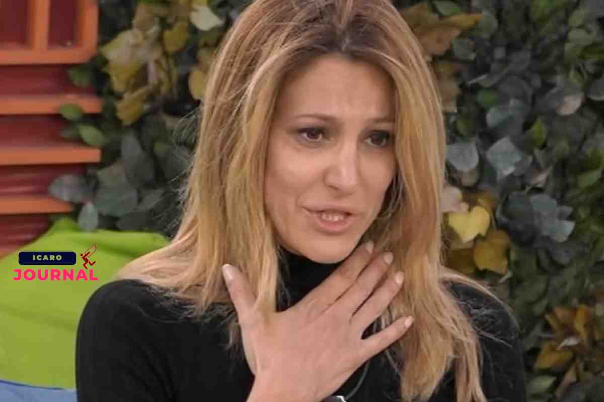 Adriana Volpe serpente a sonagli - IcaroJournal