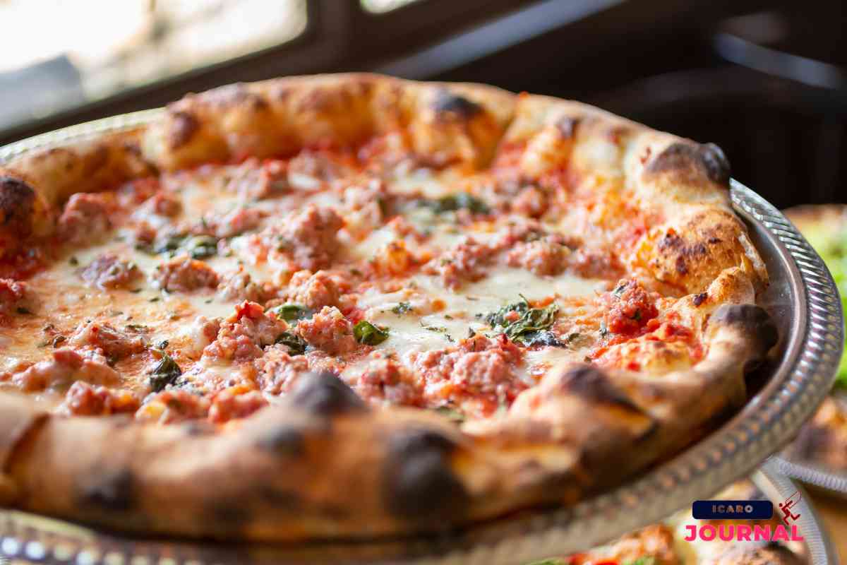 Pizza in friggitrice ad aria - IcaroJournal