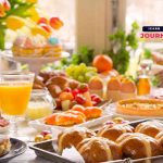 Patch occhi al fatti in casa: il rimedio “furbo” per lo sguardo stanco