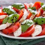 Dentifricio sui brufoli: il mito che non passa mai… ma funziona davvero come dicono?