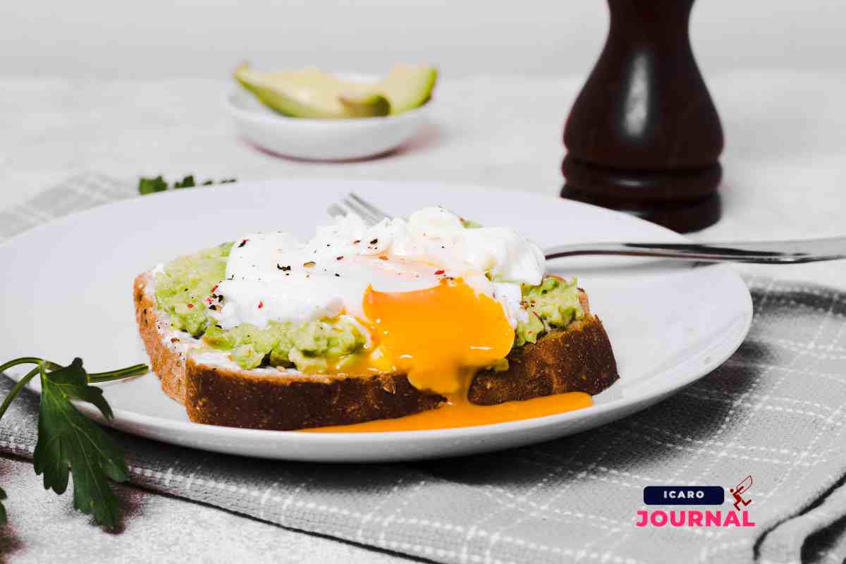 Uovo in camicia in friggitrice ad aria - IcaroJournal