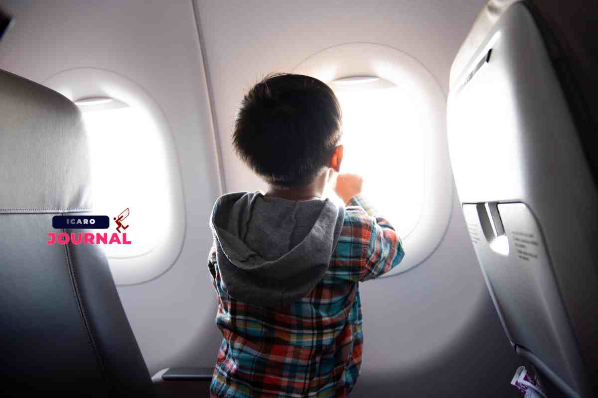 Bambino in aereo come non farlo annoiare - IcaroJournal