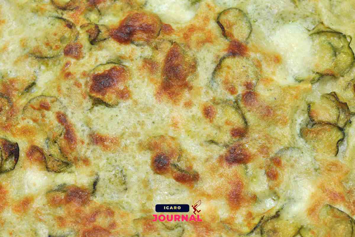 Torta salata sottilissima, fatta con pochi ingredienti e cottura direttamente in forno