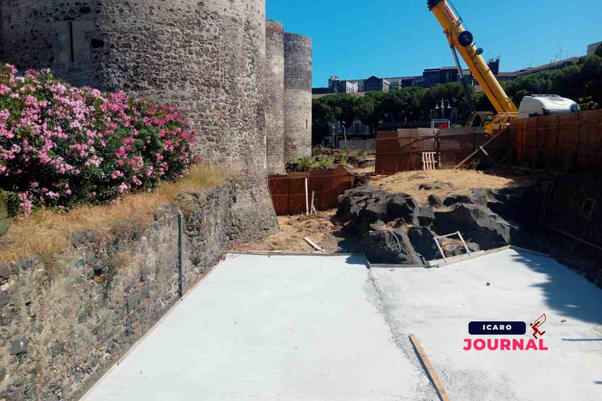 Castello Ursino cemento armato - IcaroJournal (Foto di Vittorio Azzaro)