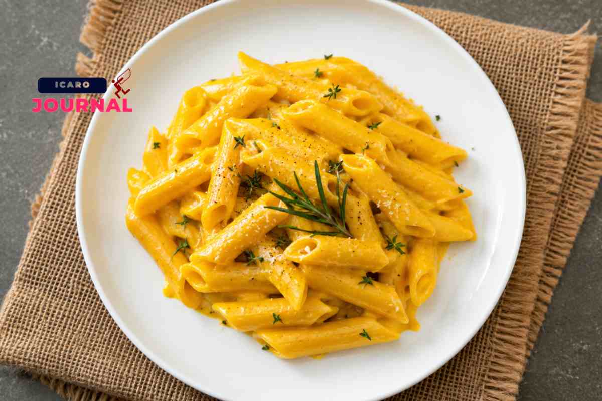 Pasta con crema di peperoni gialli - IcaroJournal