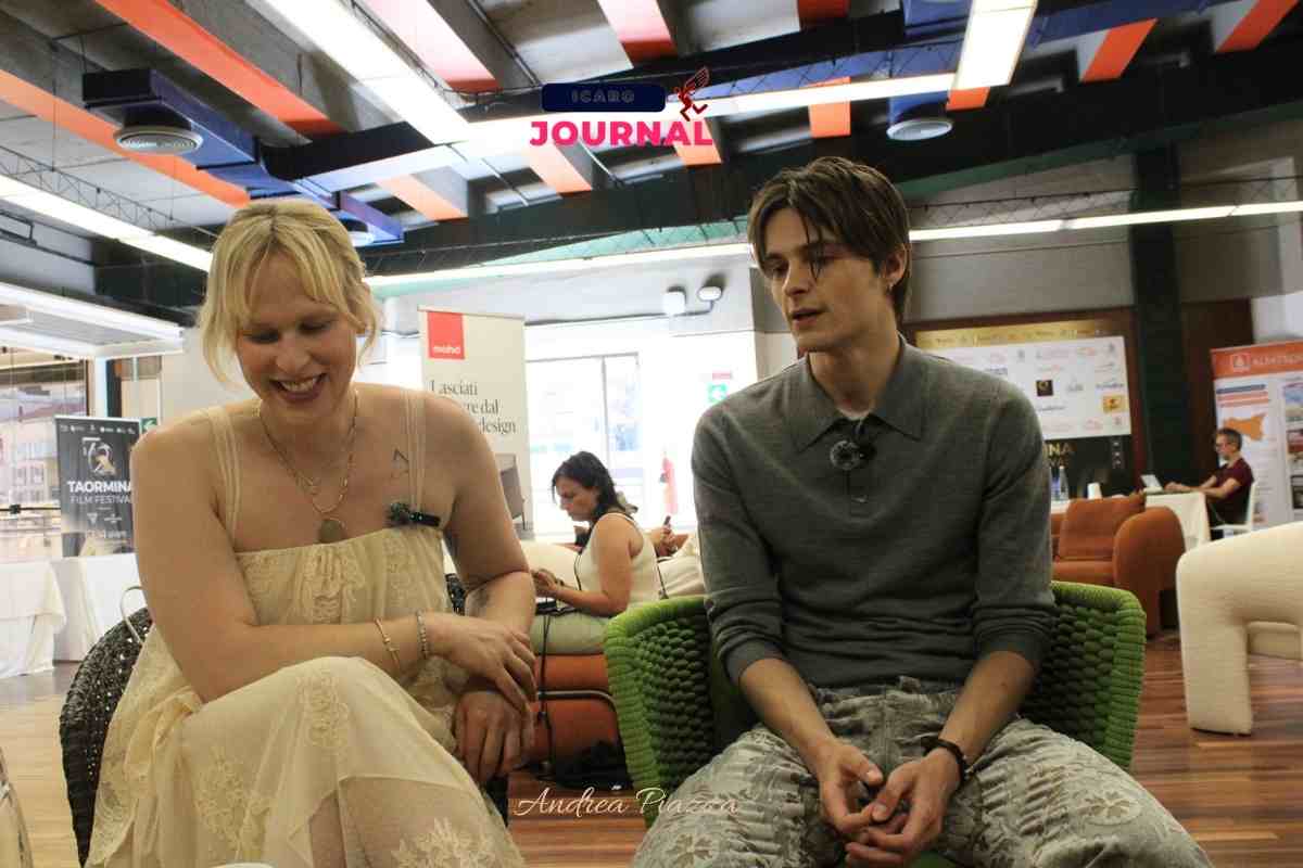 Tommy Dorfman ex di Tredici debutto alla regia- IcaroJournal