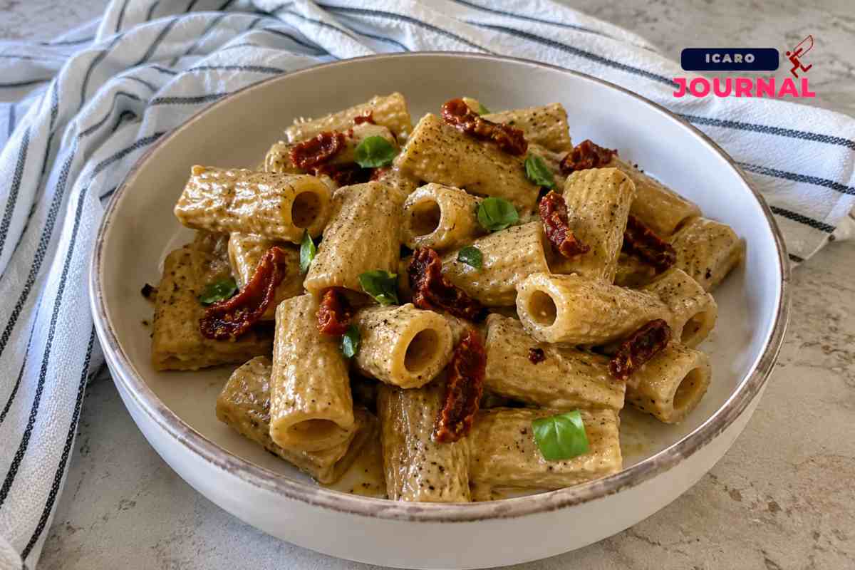 Questo non è il classico pesto… ma è il condimento perfetto da fare in 5 minuti!