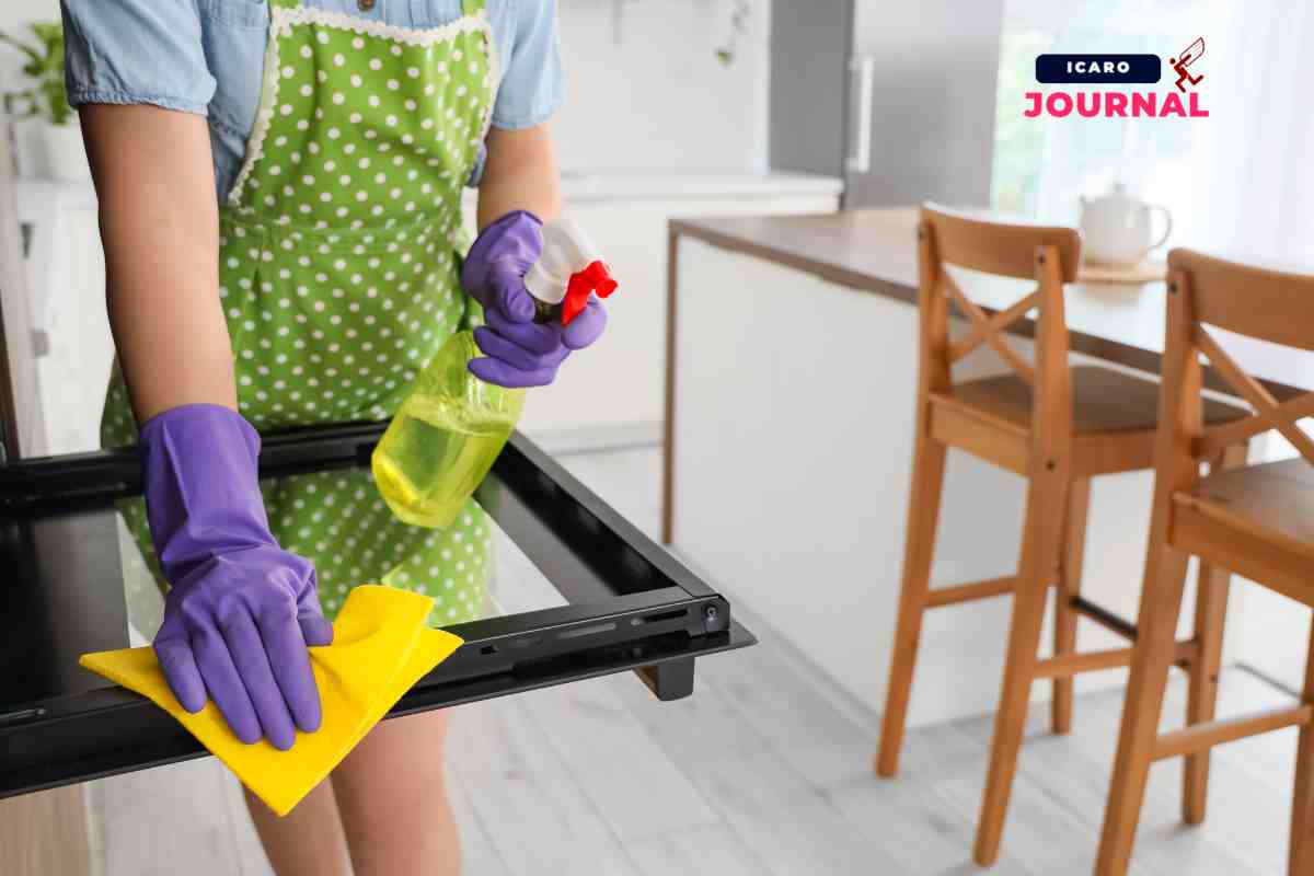 Pulire il forno 3 tecniche naturali - IcaroJournal