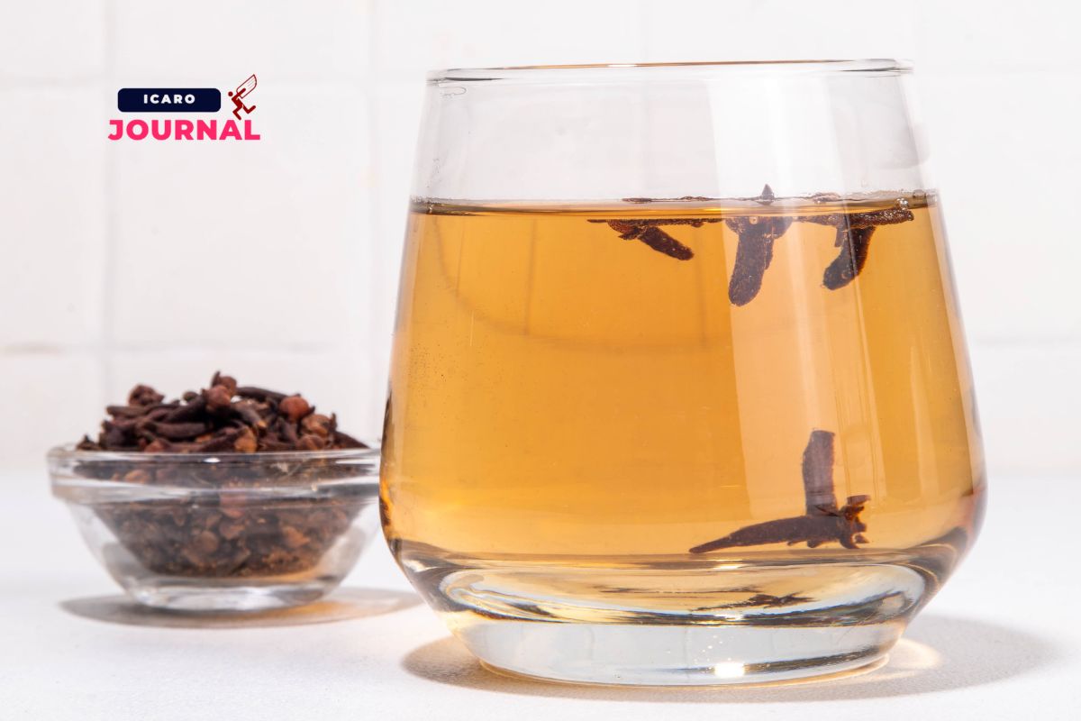 Acqua ai chiodi di garofano - IcaroJournal